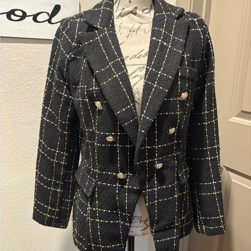 SHEIN Black and Cream Checkered Blazer